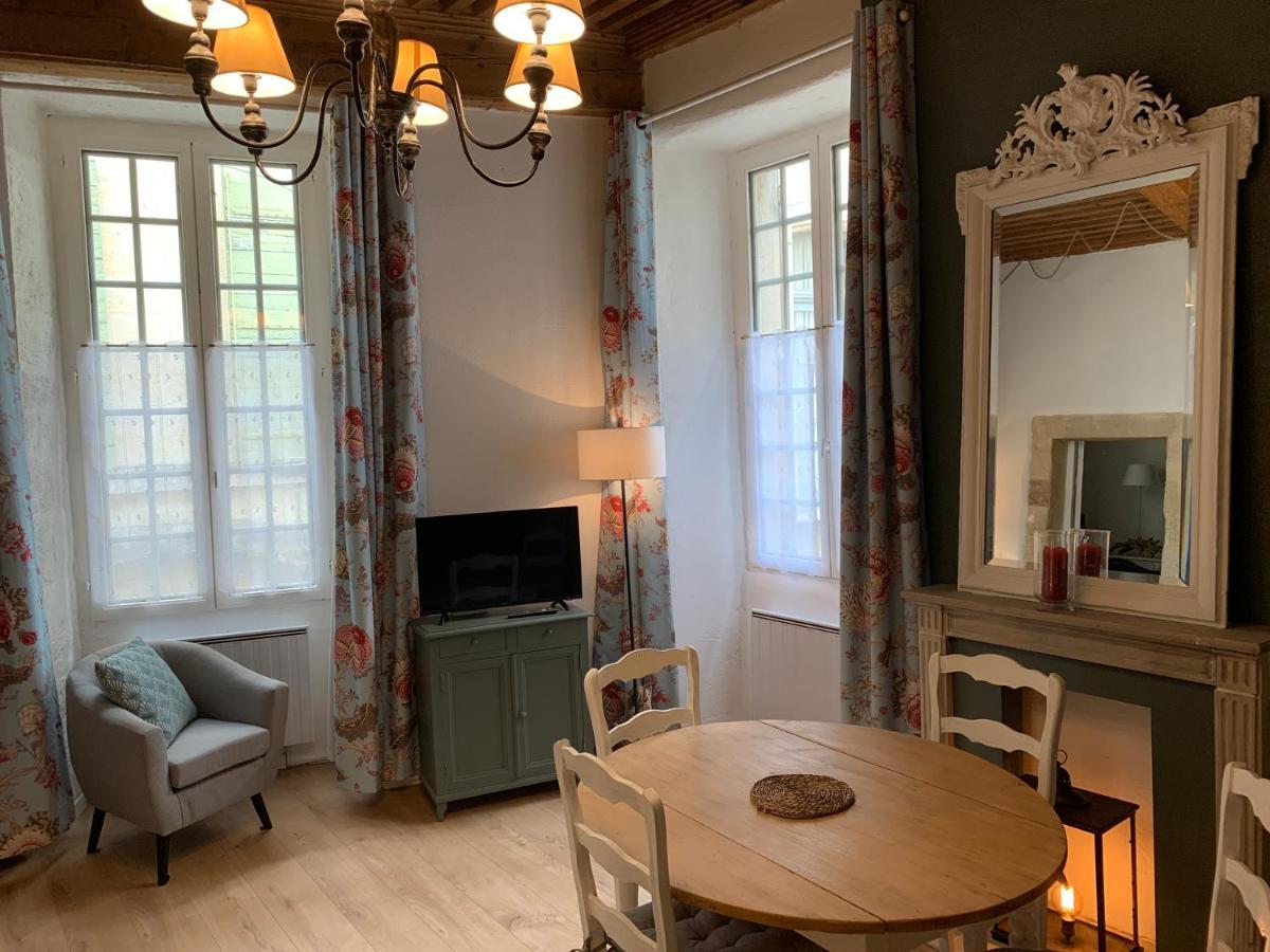Appartement de charme dans le cœur historique d’Uzès Extérieur photo