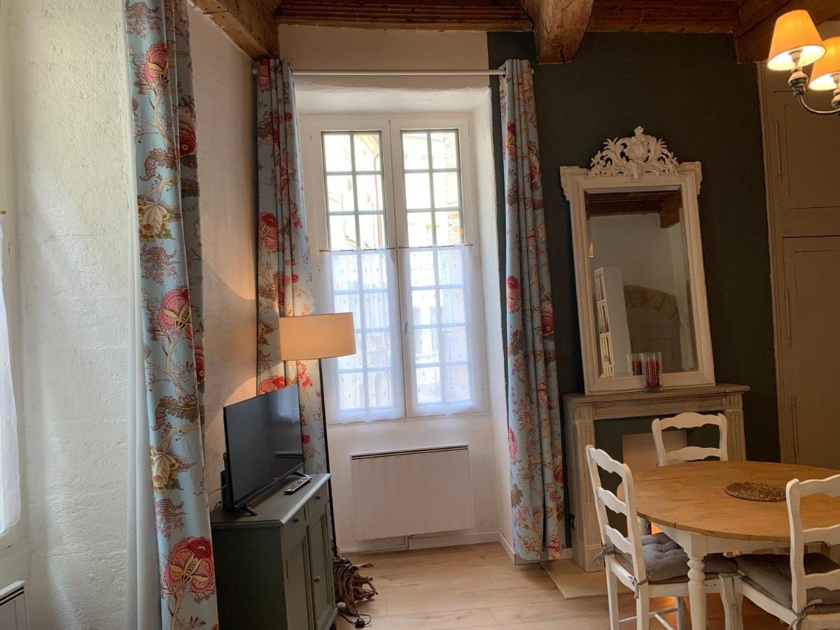 Appartement de charme dans le cœur historique d’Uzès Extérieur photo